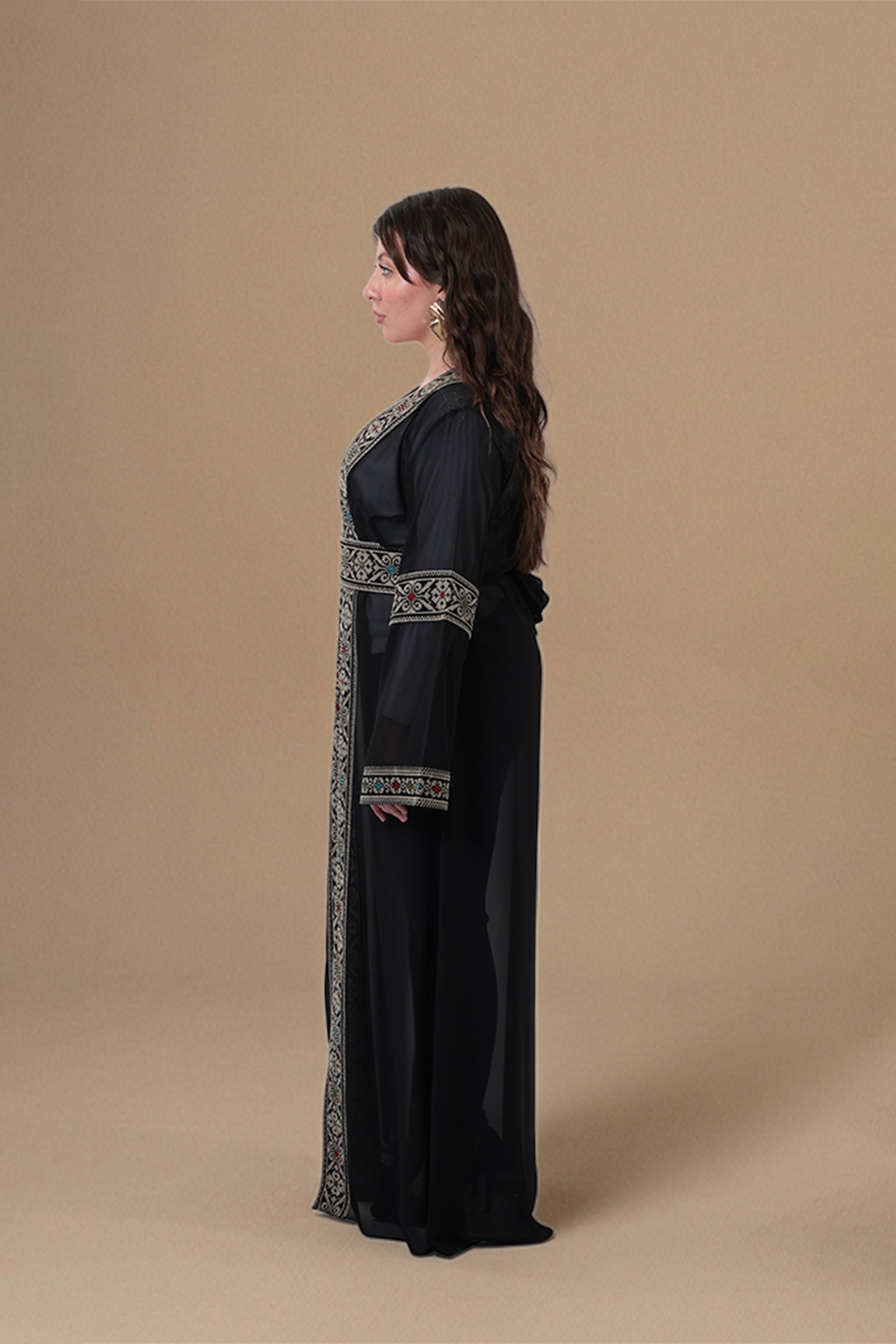 Ishtar — Damascus Rose Tatreez Abaya | Black