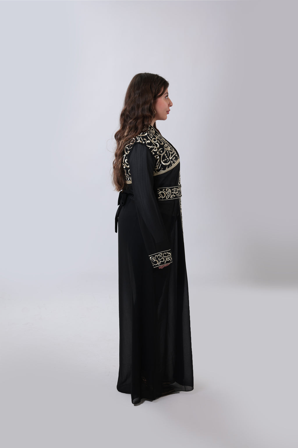 Wallada — Arabic Calligraphy Tatreez Abaya | Black