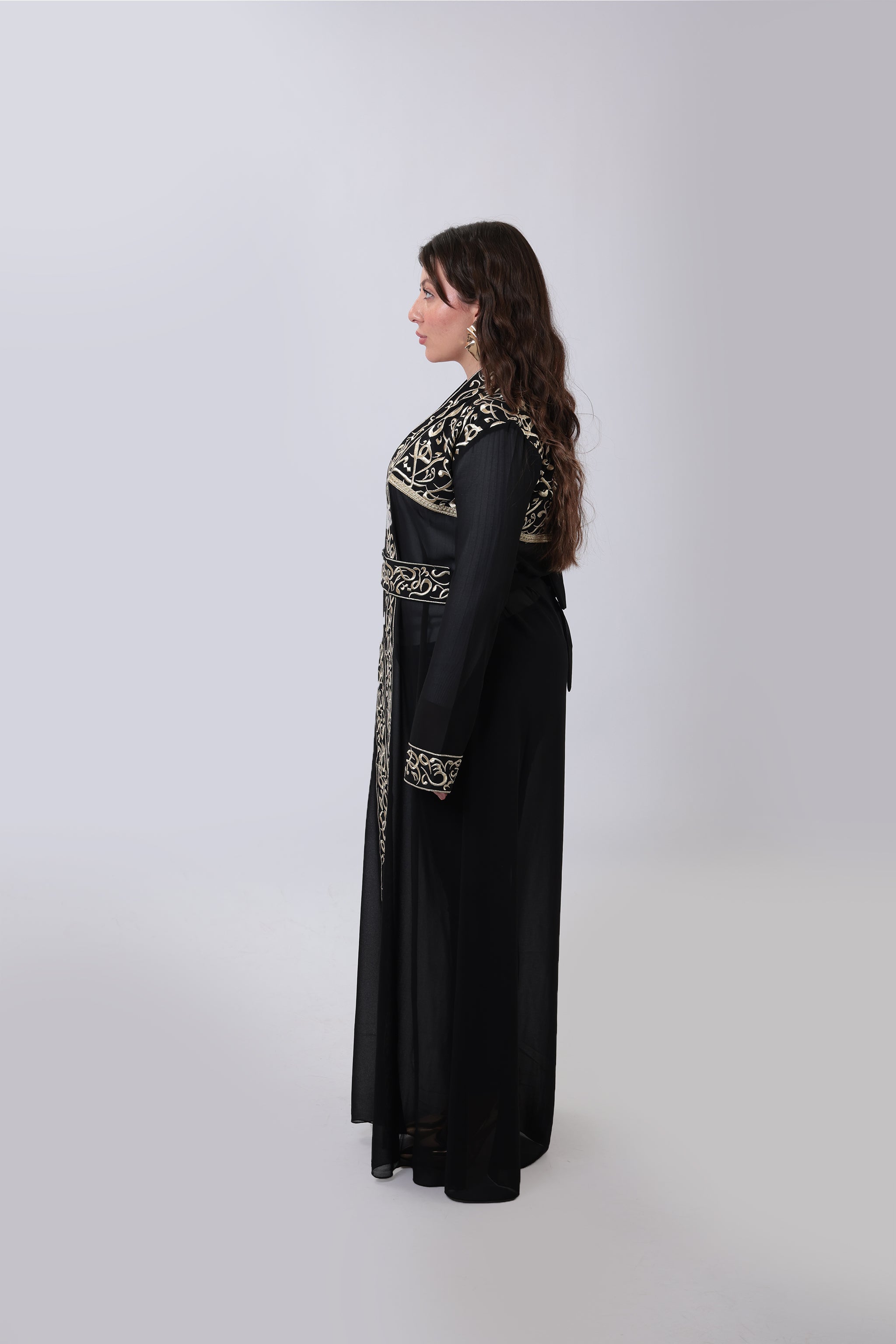 Wallada — Arabic Calligraphy Tatreez Abaya | Black