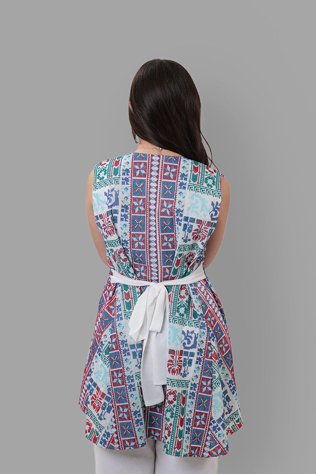 Zanbaq — Garden Tatreez Blue & White Jacket / Shawl