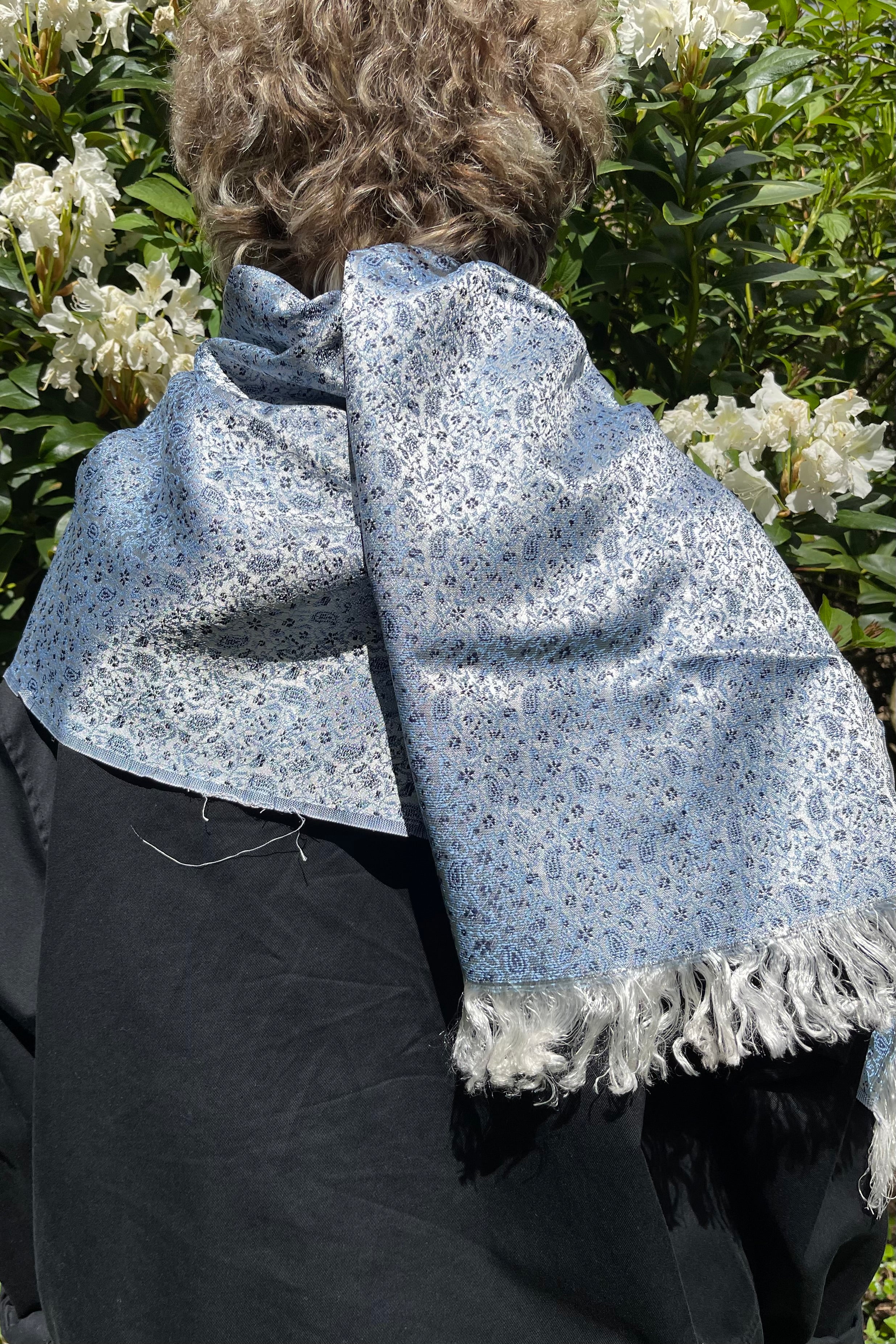 Elissar — Damascus Brocade Blend Scarf | Blue