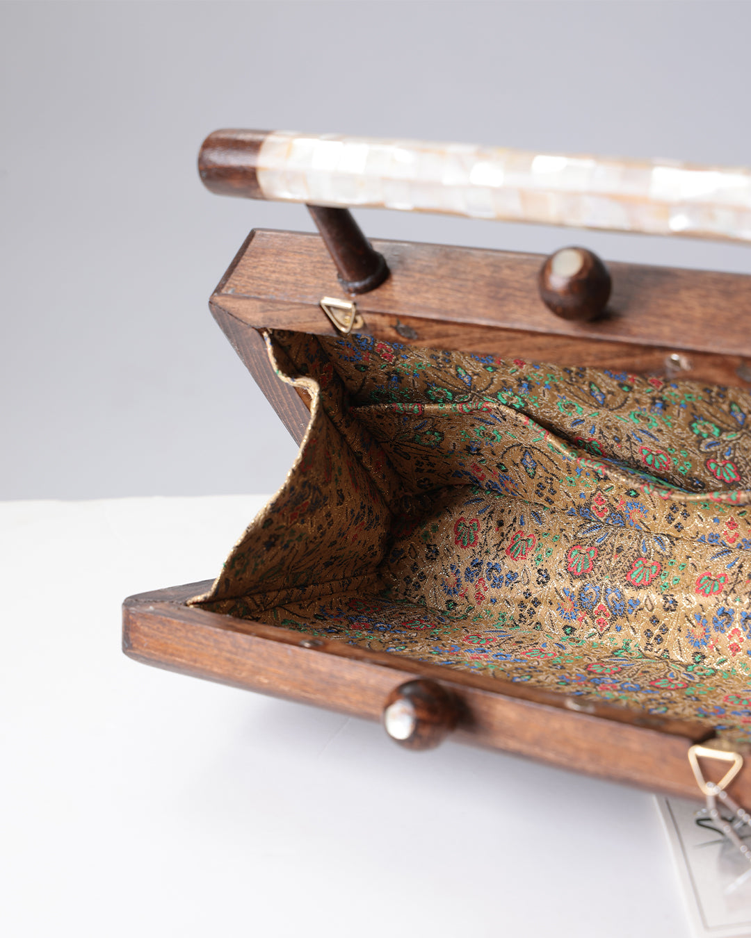 Sukayna IV — Damascus Mosaic Wood & Seashell Handbag
