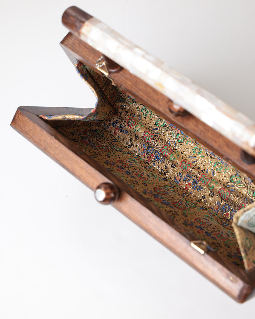 Sukayna IV — Damascus Mosaic Wood & Seashell Handbag